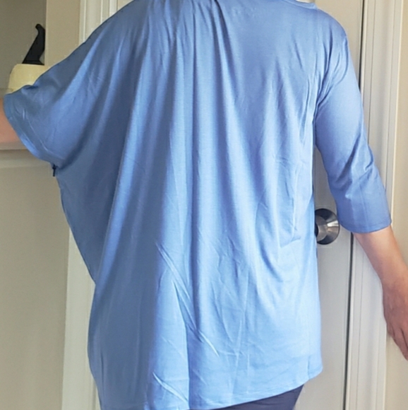 Diane Gilman Mixed Media Fashion Printed Tunic Top NWT - Picture 3 of 6